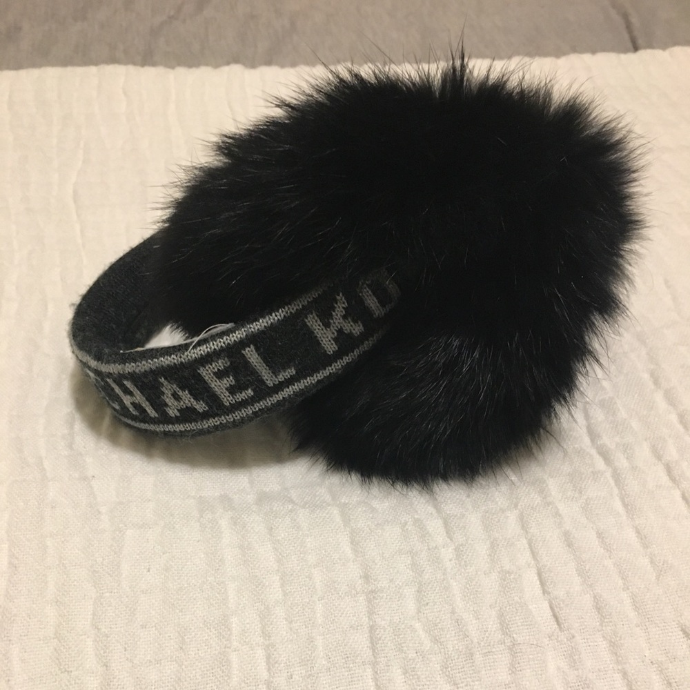 MICHAEL KORS earmuffs